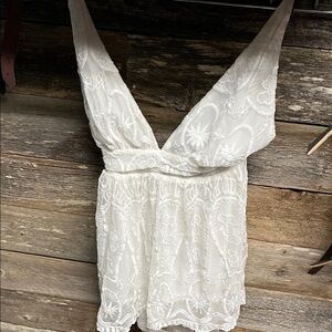 Elegant White Lace Tank Top